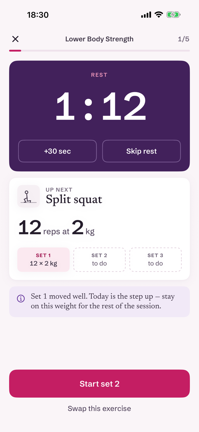 During a session: a rest timer, the next exercise and the weight to lift.